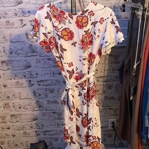 H&M print dress. Medium.